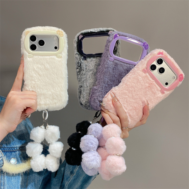 Phone Cases Apple - غطاء هاتف فاخر من الفرو الناعم