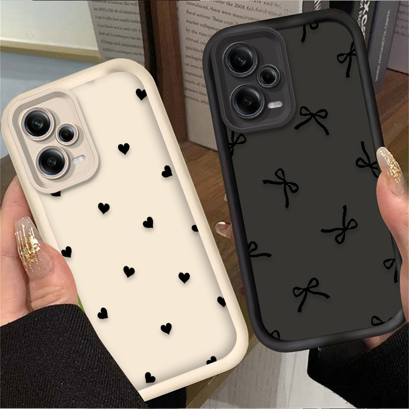 Phone Cases Redmi - جراب هاتف أسود بتصميم قلب الحب