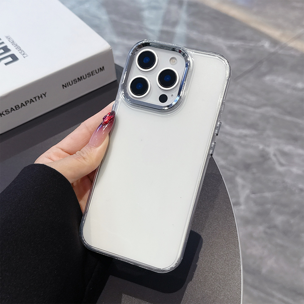 حافظة هاتف لهاتف آيفون 17 16e  - مراجعة Phone Cases Vogue وسعره